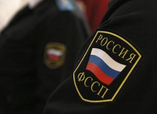 В Ростове судебного пристава поймали на взятках
