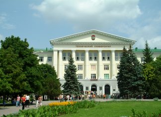 ДГТУ будет готовить кадры для Глории Джинс