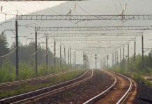 В Ростове пассажирский поезд насмерть сбил женщину