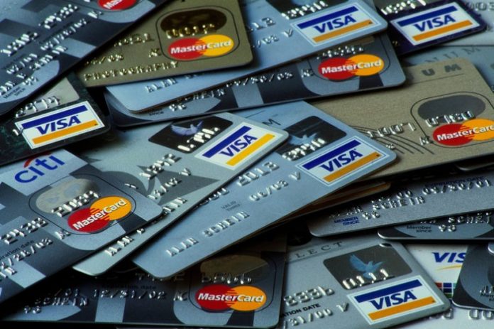 Kreditne-kartice-Visa-Master-Kard