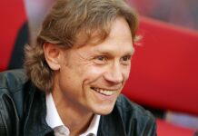 РФС продлил контракт с Валерием Карпиным