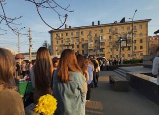 Власти Ростова назвали желающих сидеть в автобусе виновными в создании очередей