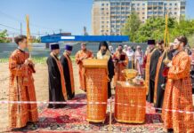 В Таганроге начали строить колокольную во имя Святой Троицы