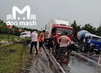 Под Константиновском в ДТП с грузовиком «Магнита» погибли двое