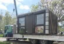 В Ростове с начала года демонтированы 65 незаконных ларьков В Ростове с начала года демонтированы 65 незаконных ларьков