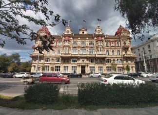 В Ростове в 2,5 раза увеличились доходы бюджета Ростов-на-Дону. Улица Большая Садовая // фото: Ольга Медведева