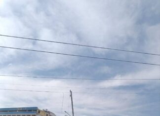 В Ростове сносят здание подшипникового завода ГПЗ-10 На ГПЗ-10 сносят один из корпусов// фото: телеграм-канал "Блокнот Ростов"