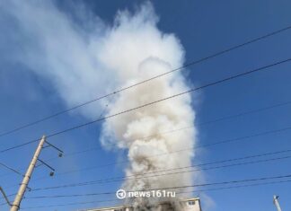 В Ростове горит фармацевтический склад на Портовой пожар на Портовой в Ростове // фото: 161.ru