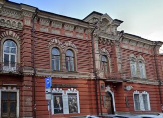 В Ростове за 220 млн рублей продают культурное пространство «Вокруг центра» здание "Вокруг центра" выставили на продажу в Ростове // фото: скриншот Гугл Карты