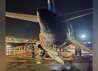 Ростовский пилот помог спасти пассажиров загоревшегося в Турции Superjet загоревшийся самолет в Анталье // фото: life.ru/p/1705977