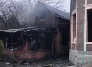 В Ростовской области 5 человек погибли при пожаре пожары в Ростовской области 4 декабря унесли жизни пятерых // фото: пресс-служба МЧС РФ по Ростовской области