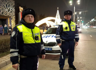 В новогодние праздники правопорядок на Дону обеспечат более 4700 человек за порядком на дорогах будут следить 280 сотрудников ГИБДД // фото: donland.ru