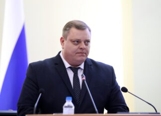 Слюсарь уволил министра строительства региона Сильвестрова Юрий Сильвестров // фото: news.myseldon.com/ru/news/index/277942946