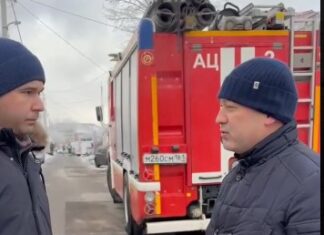 Скрябин побывал в Железнодорожном районе на месте падения обломков БПЛА Александр Скрябин на месте падение обломков БПЛА в Ростове // фото: телеграм-канал Александра Скрябина