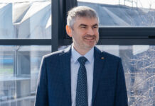 Вадим Мирошниченко единогласно переизбран председателем ростовской «Опоры России» Вадим Мирошниченко избран новым председателем регионального отделения «ОПОРЫ РОССИИ» // Фото «ОПОРА РОССИИ»