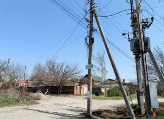 «Россети Юг» выявили 76,5 тыс. незаконных подвесов ВОЛС на энергообъектах в Ростовской области «Россети Юг» выявили 76,5 тыс. незаконных подвесов ВОЛС на энергообъектах в Ростовской области //Фото пресс-службы "Россети-юг"