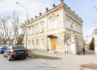 В Таганроге потратят 226 млн рублей на реставрацию исторического здания мемориальное здание Таганрог // фото: сайт ДОМОСТРОЙ.РФ, domostroydon.ru, yandex.ru/maps