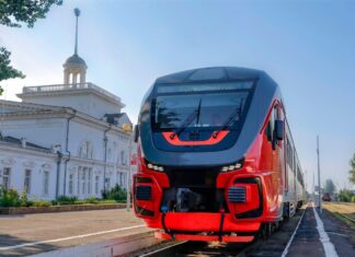 Ростовская область заняла второе место по количеству травм на железной дороге рельсовый поезд // фото: пресс-служба СКЖД