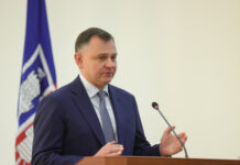 «Коммунальная катастрофа»: Слюсарь о ситуации с инфраструктурой Ростова Юрий Слюсарь // фото: пресс-служба Правительства Ростовской области