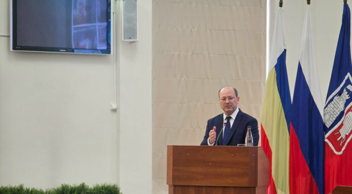 Скрябин: Мошенники звонят ростовчанам от имени властей Глава города Ростова-на-Дону Александр Скрябин //Фото Гордумы Ростова