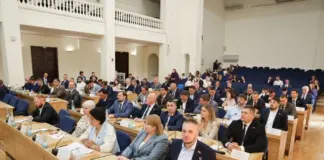 Депутаты Ростова усилили контроль за торговлей, поддержали многодетные семьи и расширили помощь пожилым