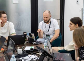 Команда ДГТУ победила в хакатоне Сбера с CRM-системой на основе искусственного интеллекта