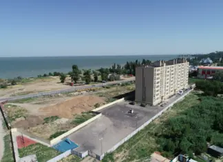 В Таганроге береговую зону на Адмирала Крюйса проверят перед застройкой Вид на море с улицы Адмирала Крюйса в Таганроге //Фото МЖС-Т