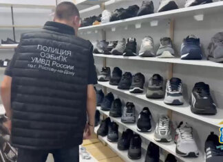Полиция изъяла около 900 поддельных товаров известных брендов на рынке «Темерник» в Ростове