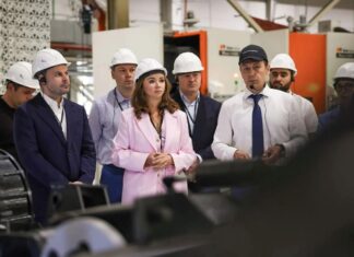 Лидия Новосельцева и депутаты Гордумы посетили «Ростсельмаш» в рамках выездного заседания комиссии
