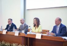 В городской Думе обсудили поддержку участников СВО, развитие спорта и художественных промыслов В Ростове прошло заседание городской Думы // Фото пресс-службы Ростовской-на-Дону городской Думы