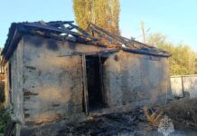 В Красносулинском районе при пожаре погиб 71-летний мужчина Дом после пожара // Фото: пресс-служба МЧС России по Ростовской области