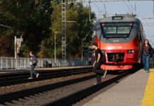 На платформе Октября в Ростове выявили около 100 нарушителей правил безопасности на путях На платформе Октября в Ростове выявили около 100 нарушителей правил безопасности на путях //Фото пресс-службы Северо-Кавказской железной дороги