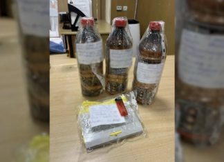 Мошенники поручили 16-летнему ростовчанину поджечь отдел полиции Средства для поджога // Скриншот из видео ГУ МВД России по Ростовской области