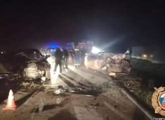 На трассе Ростов — Ставрополь столкнулись две иномарки, три человека погибли