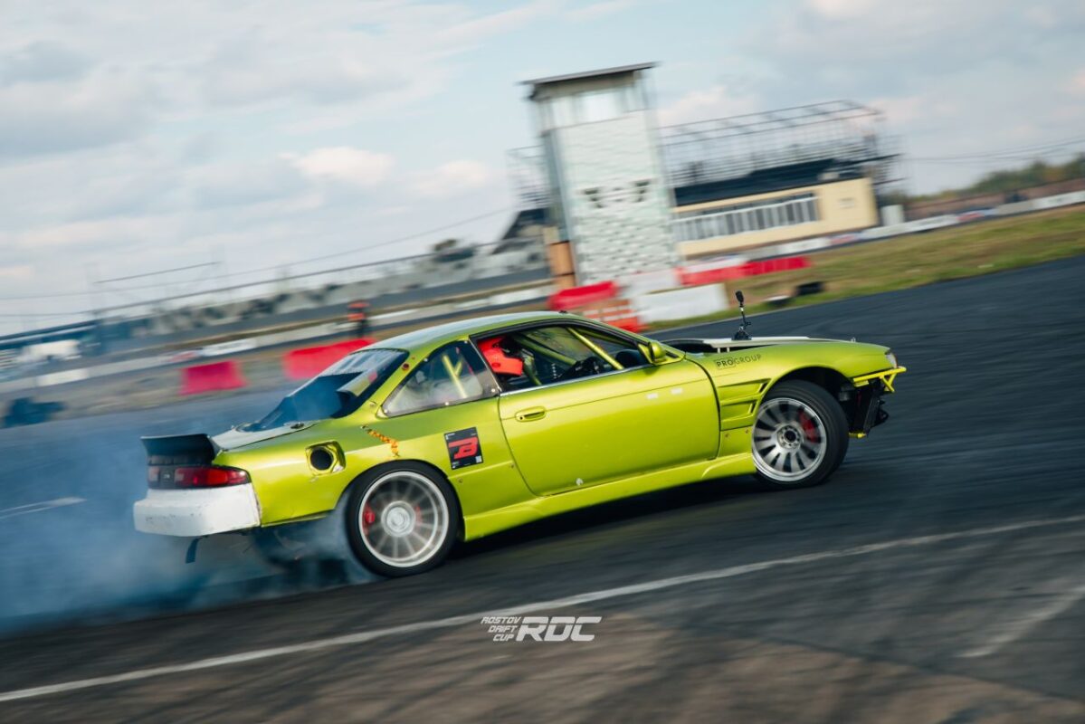 В Ростове провели последний этап сезона Drift Night Cup //Фото: Паблик в ВК Чемпионат по дрифту в Ростове - Rostov Drift Cu