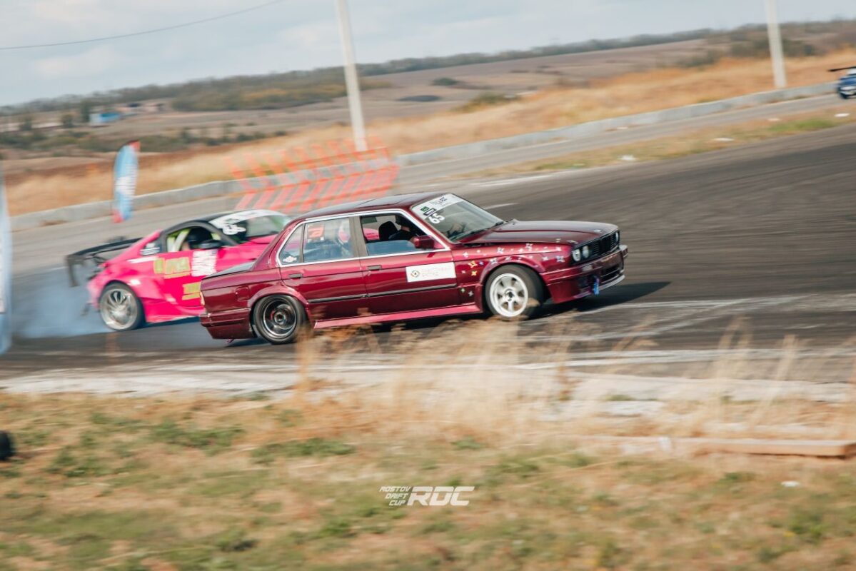 В Ростове провели последний этап сезона Drift Night Cup //Фото: Паблик в ВК Чемпионат по дрифту в Ростове - Rostov Drift Cu